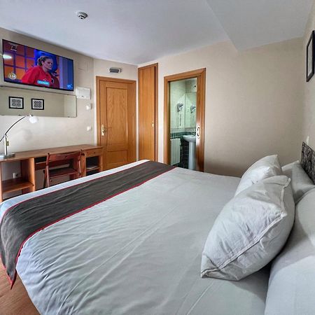 Hostal La Colmena Vicolozano Екстер'єр фото