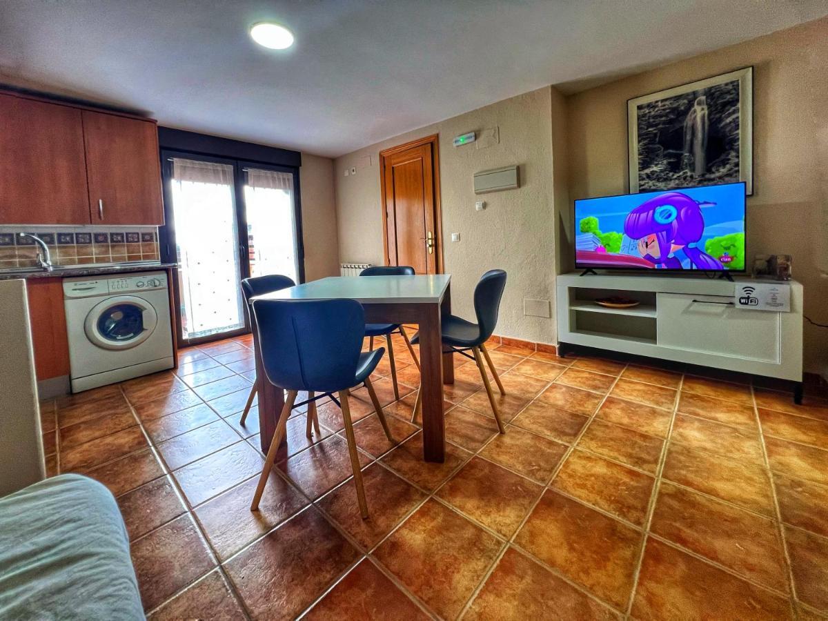 Hostal La Colmena Vicolozano Екстер'єр фото