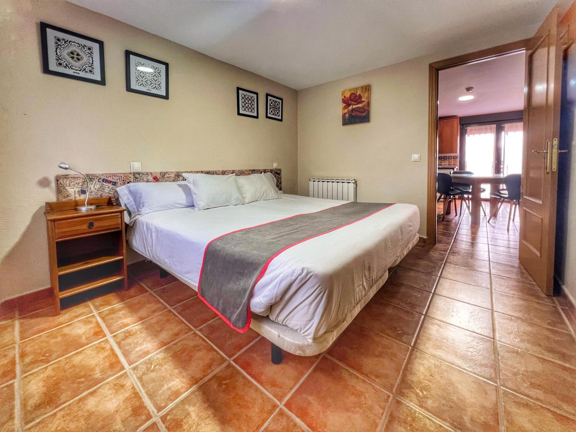 Hostal La Colmena Vicolozano Екстер'єр фото