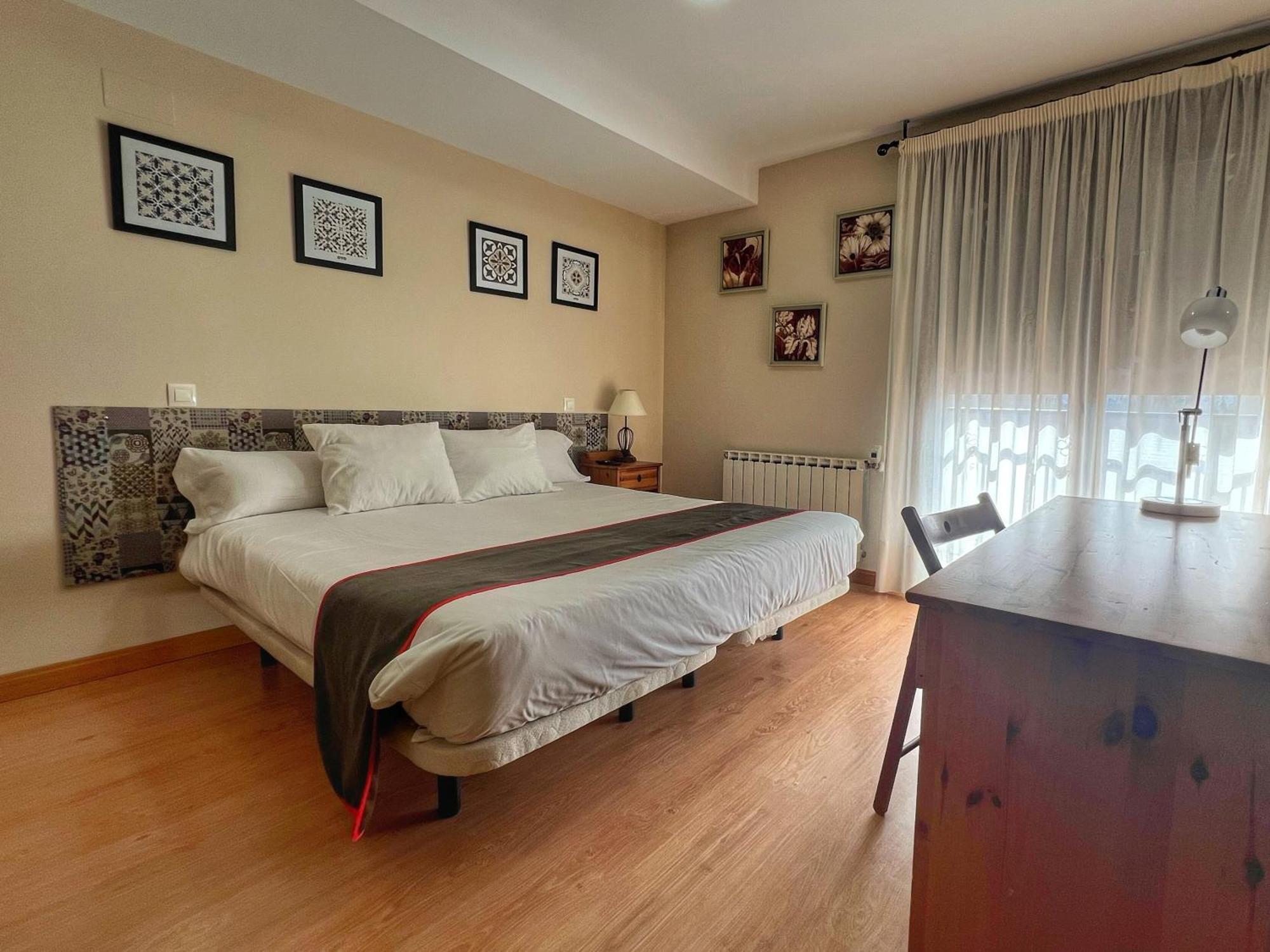 Hostal La Colmena Vicolozano Екстер'єр фото