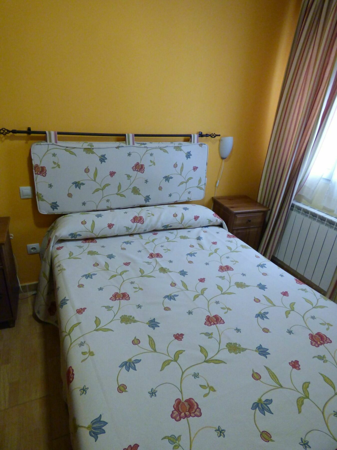 Hostal La Colmena Vicolozano Екстер'єр фото